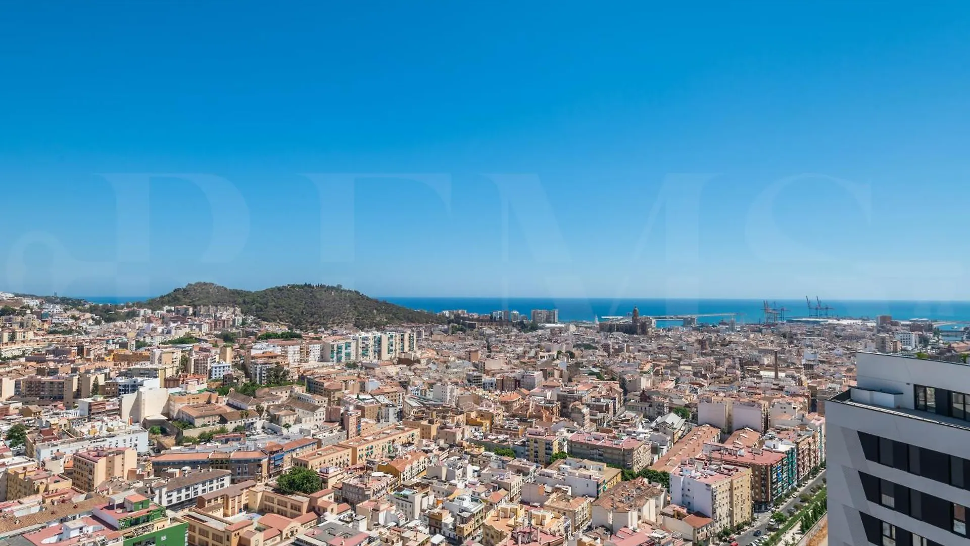Apartment With Stunning Views And Parking By Rems Málaga