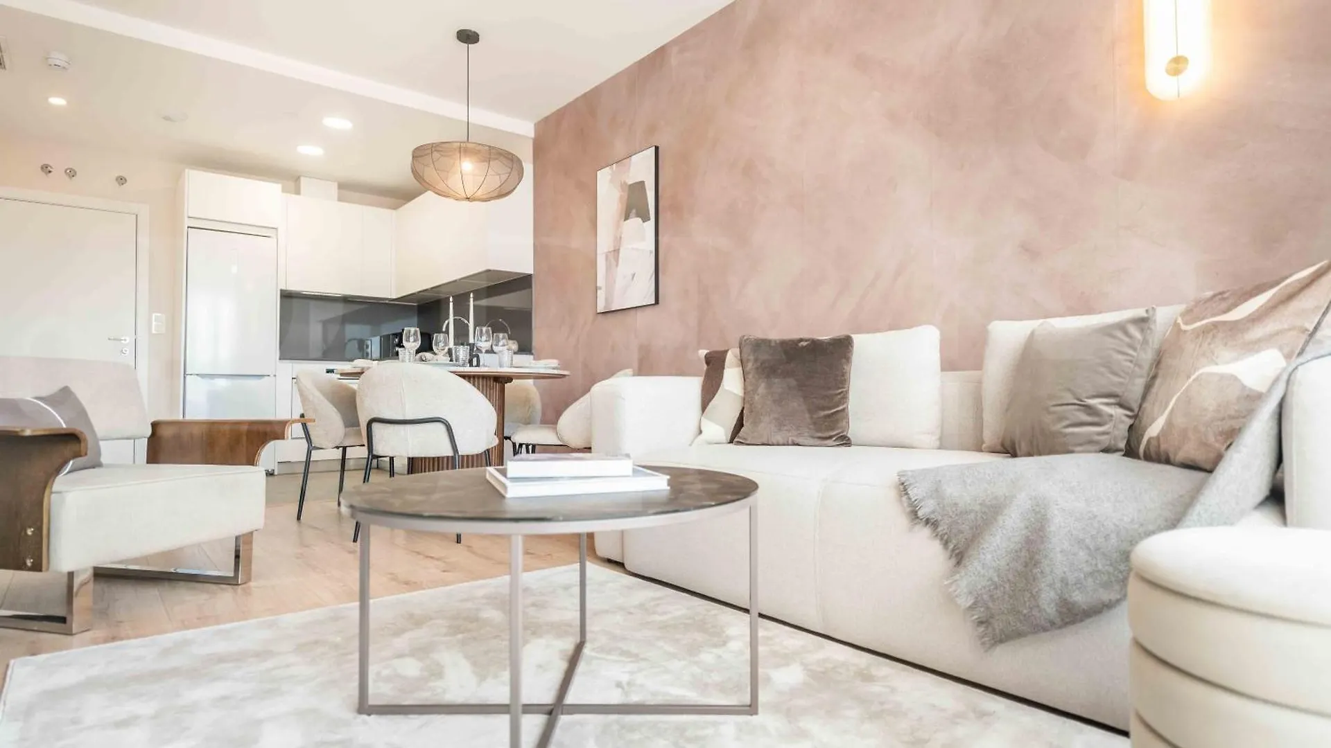 Apartment With Stunning Views And Parking By Rems Málaga
